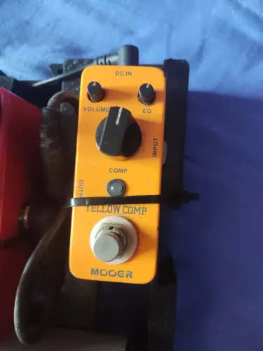 Pedal mooer yellow comp