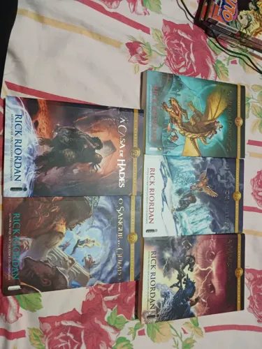 Box Os Heróis do Olimpo Completo - Rick Riordan