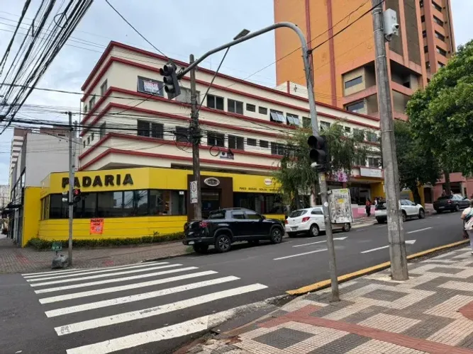 Alugo - Sala comercial no centro