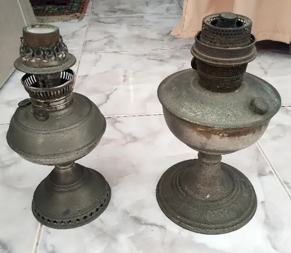 Antigo Lampião de mesa