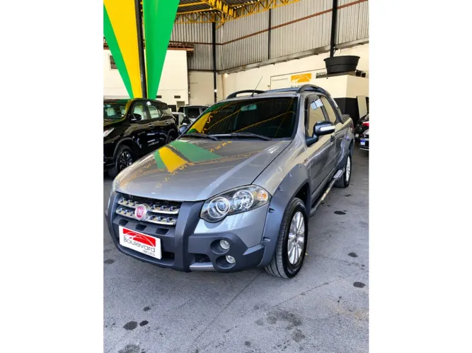 Fiat Strada Adv. Ext. 1.8 Locker Dual.flex CE 2011