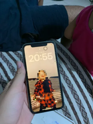 iPhone 11