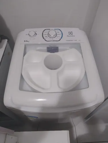 Lavadora de roupas Electrolux LES09