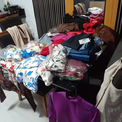 Lote Roupas para revenda 