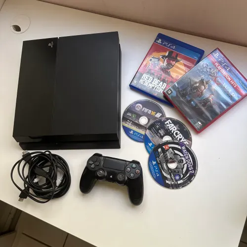 PS4 PlayStation 4 com vários jogos | Envio OLX