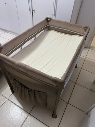 Berço desmontável