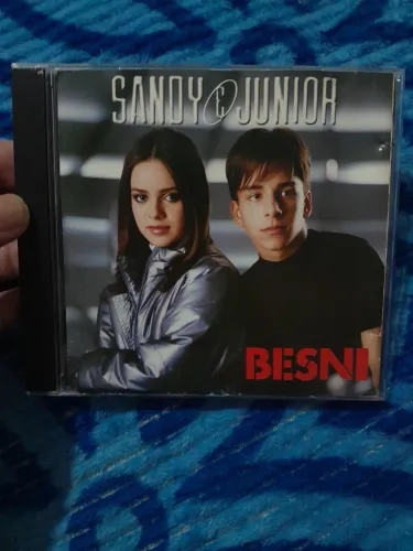 Cd sandy e junior besni