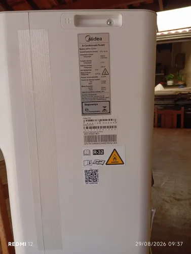 Vendo ar condicionado portátil Midea 12000 BTUs 127 volts usado apenas umas três vezes pag
