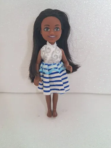 Boneca Chealsea Negra (Barbie)