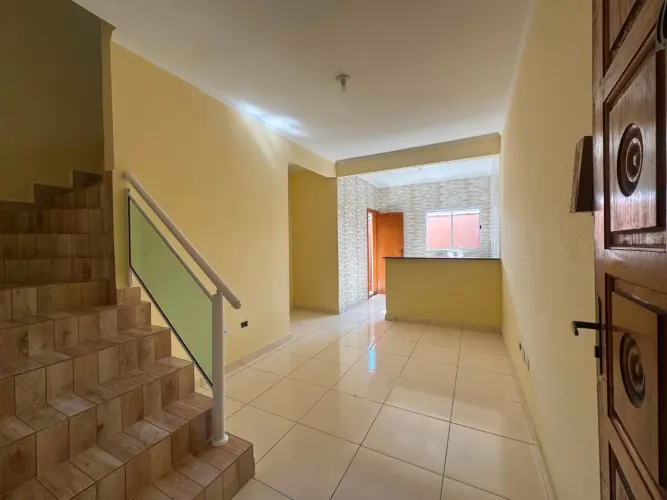 Sobrado com 2 dormitórios para alugar, 52 m² por R$ 2.200,00/mês - Jardim Alice - Praia Gr