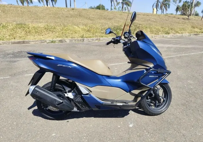 Honda Pcx Completa Dlx 160 Com Abs. Sem defeitos, Zerada. Ac cartão. Analiso troca carro