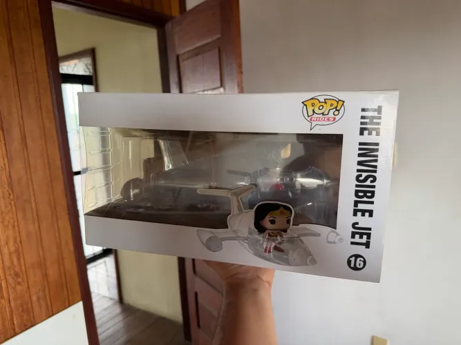 Funko pop wonder woman invisible jet