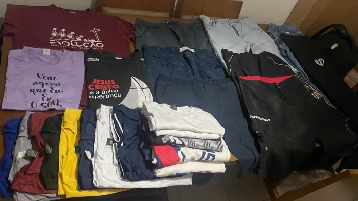Roupas masculinas lote camisetas bermudas calças