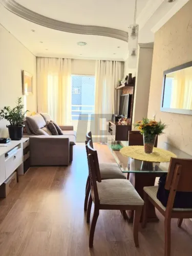 Apartamento à Condomínio Ville de France - Mansões Santo Antonio