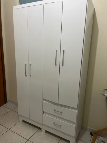 Guarda Roupa
