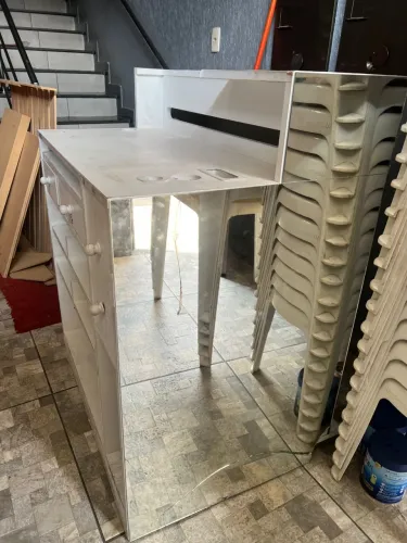 Balcão de caixa (liberar espaço ) 