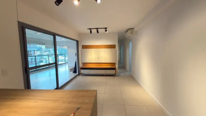 Apartamento para venda em Vila Madalena com 3 quartos, sendo 1 suíte, 103m²