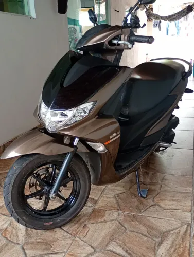 MOTO YAMAHA 125