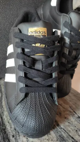 Tênis Adidas Superstar