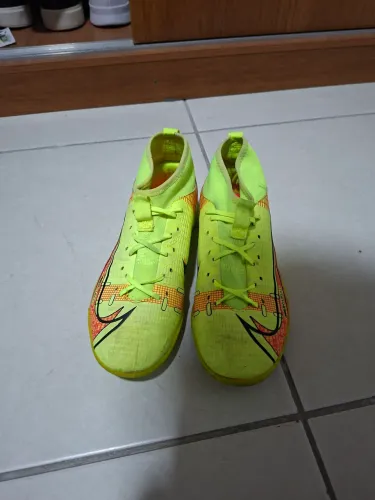 Chuteira mercurial futsal nº37