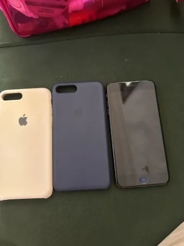 iPhone 7 Plus pra vender logo .
