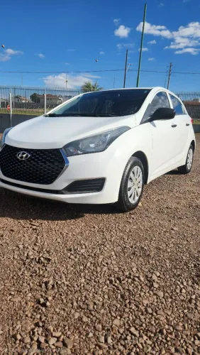 Hyundai HB20 Unique 1.0 Flex 12V Mec. 2019