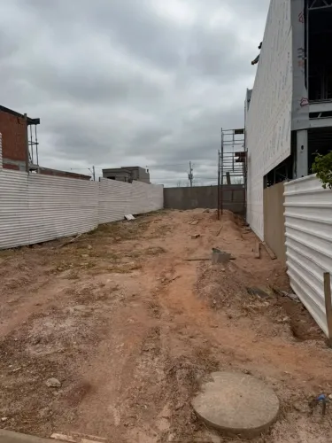 Vende-se terreno com 180m2 no Florais Pérola em Cuiabá MT
