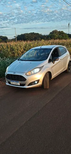 Ford Fiesta SEL 1.6 16V Flex Mec. 5P 2017