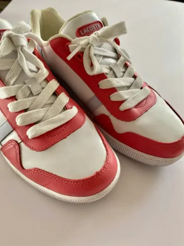 Tênis feminino tamanho 39, novo. Original