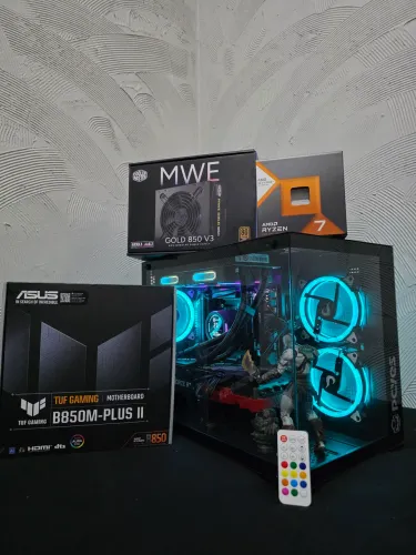 Pc gamer DDR5 ryzen 7 7800x3d + rtx 3070 triple fan