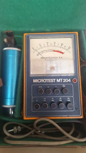 Relíquia Industrial: Medidor de Espessura Microtest MT 204 - Completo e Conservado