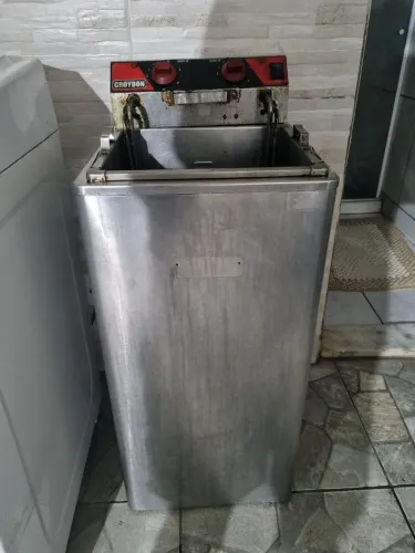 Fritadeira eletrica croydon 8000w