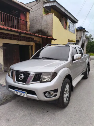 Nissan Frontier SL CD 4X4 2.5tb Diesel AUT 2014