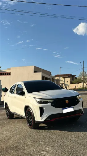 Fiat Fastback Abarth Turbo Flex 1.3 Aut. 2024