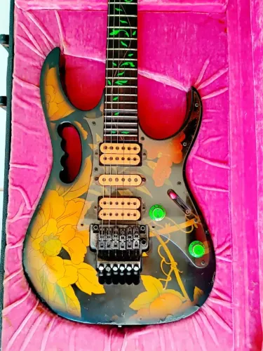 Guitarra Ibanez Jem77FP