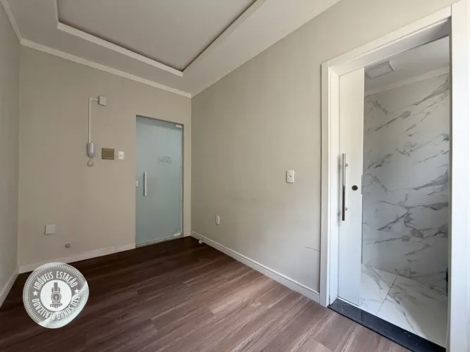 Sala Comercial - Rua XV de Novembro