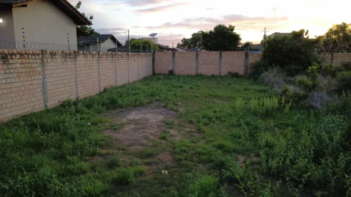 Terreno no Cidade Satélite III. Nascente. Apto a financiamento. 