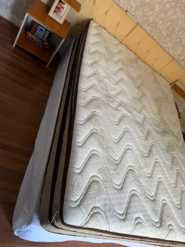 Cama casal