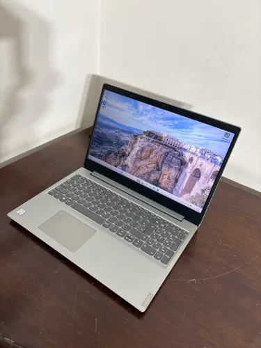 Notebook Lenovo i3 8ª Geração + SSD + 4GB RAM | Rápido e Revisado