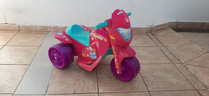 Moto elétrica infantil menina
