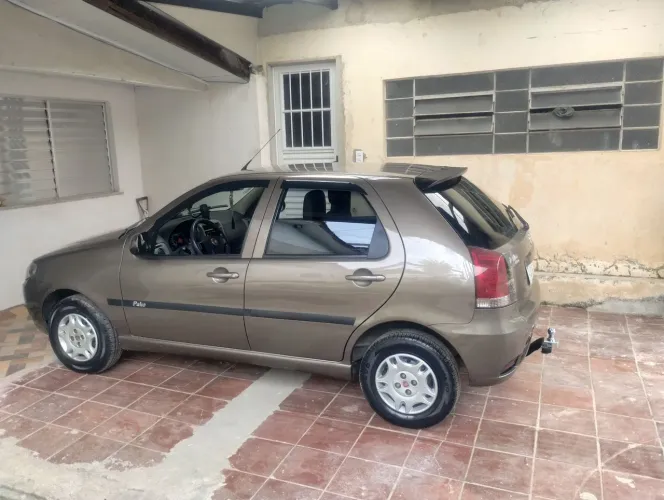 Fiat Palio Celebration 1.0 Fire Flex 8V 4P 2015