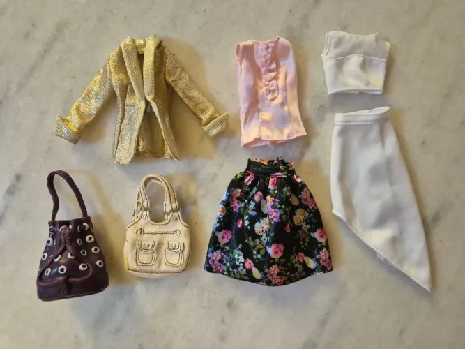 Lote barbie collector roupas