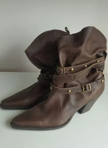 Bota de couro legítimo nº37