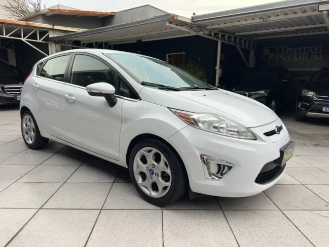 Ford Fiesta 1.6 16V Flex Mec. 5P 2013