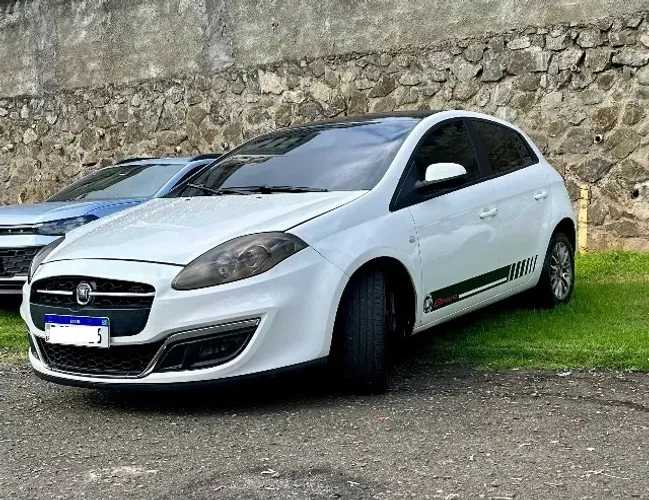 Fiat Bravo Essence 1.8 Flex 16V 5P 2016