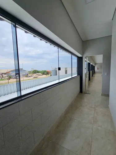 Galpão Logístico com 1.232m² a.c, Pé dir 12m, 4 Docas, 218m² escritórios, sendo 1450m2 a. 