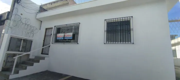 Casa Comercial para Locação no Campo Limpo com 3 Salas