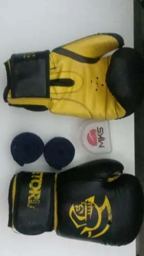 Kit BOXE Luvas,Bandagens e protetor bucal