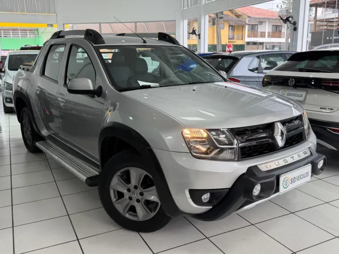 Renault Duster Oroch Dyna. 2.0 Hi-flex 16V Aut. 2020