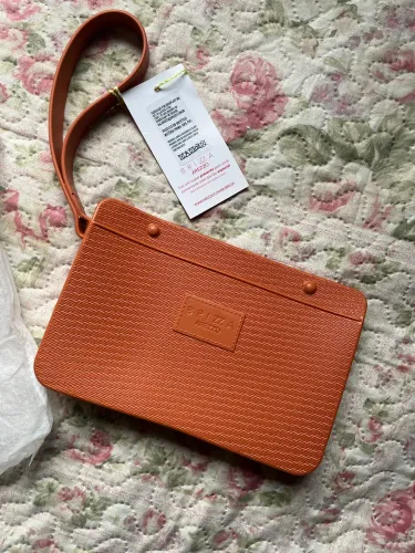 Bolsa Brizza Arezzo nova 